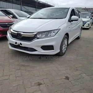 Honda Grace 1.5 Hybrid FWD 2019 White