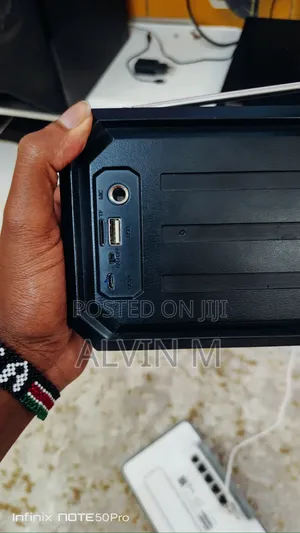 Bluetooth Speaker With /FM Radio /USB TF /Mic Support