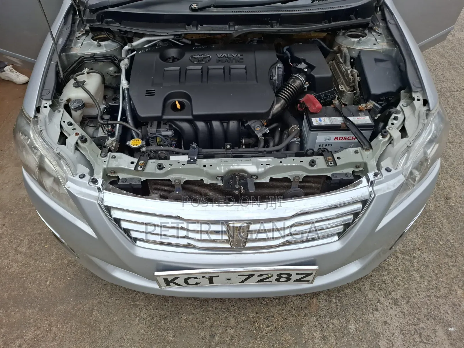 Toyota Premio 1.8 FWD 2013 Silver