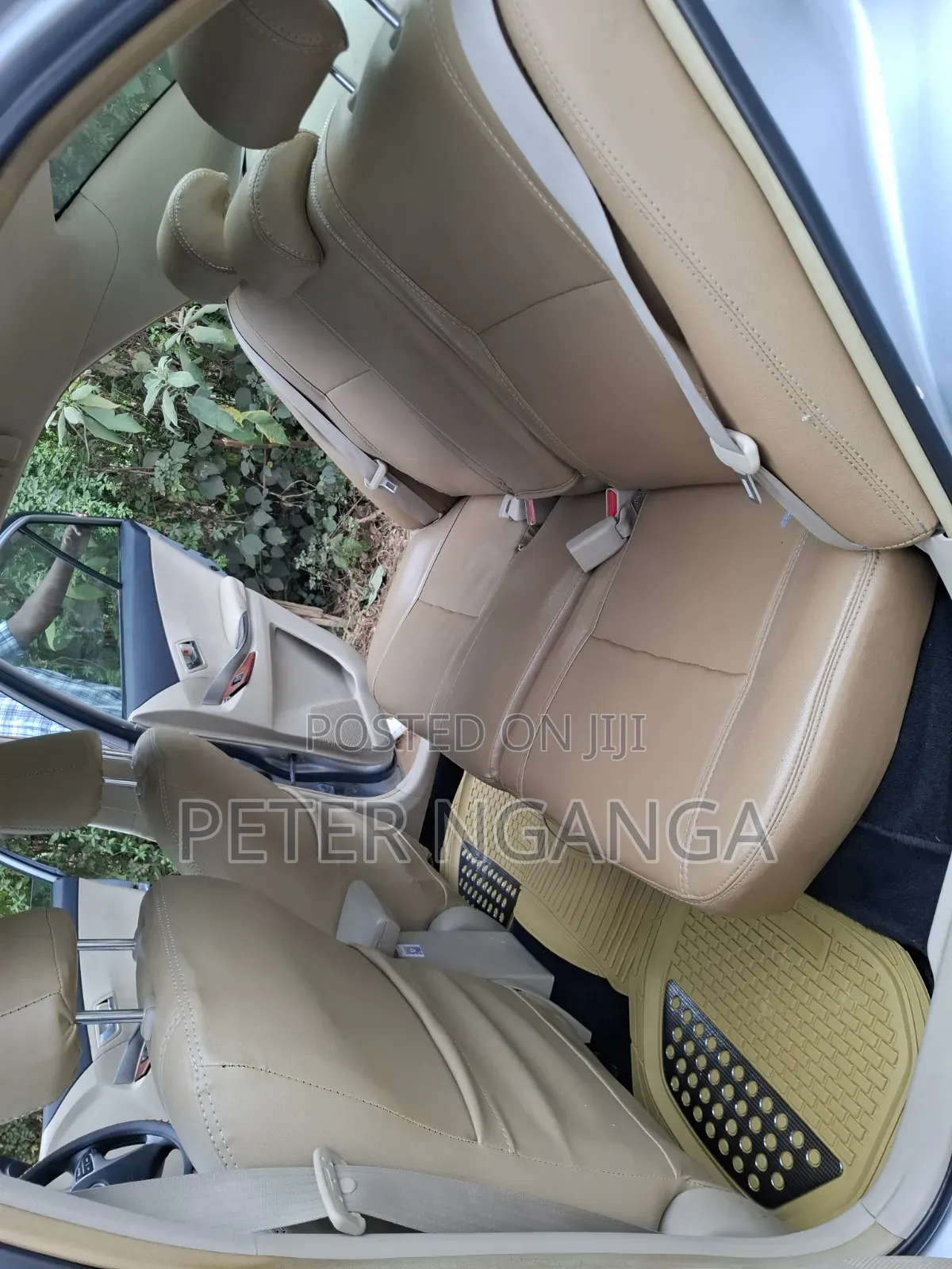 Toyota Premio 1.8 FWD 2013 Silver