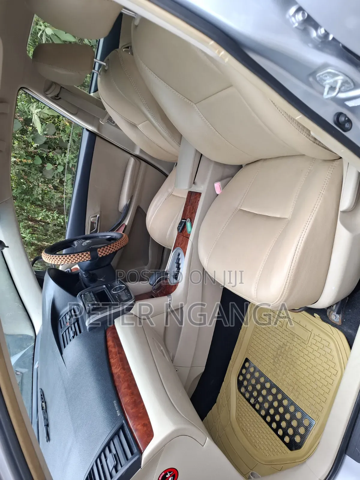 Toyota Premio 1.8 FWD 2013 Silver