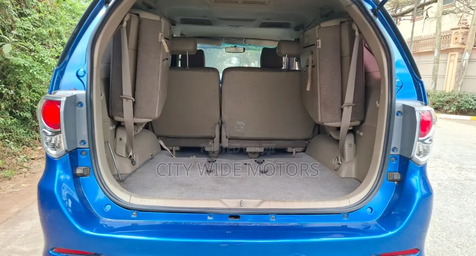 Toyota Fortuner 2012 Blue