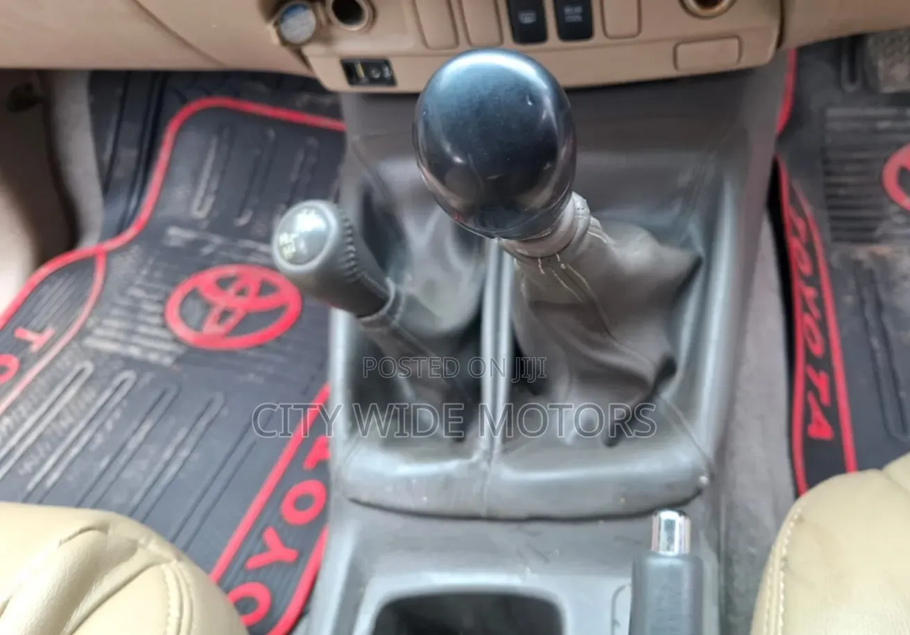 Toyota Fortuner 2012 Blue