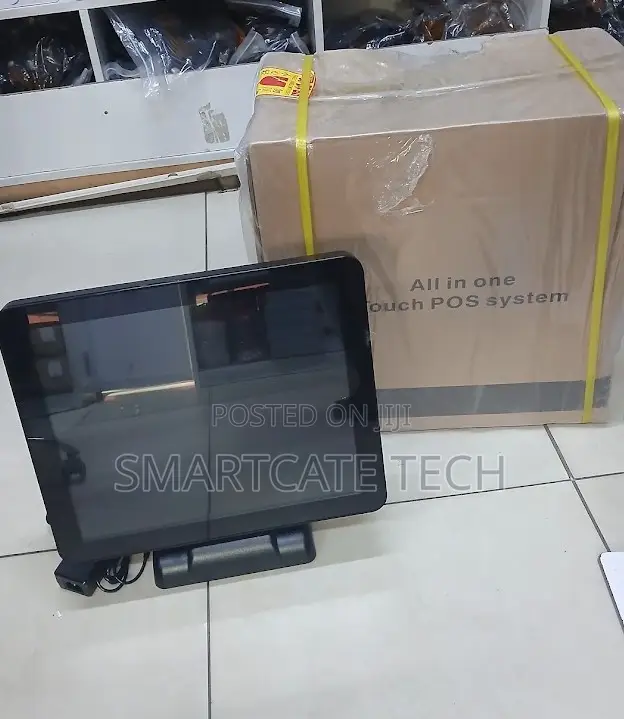 Restaurant POS Machine 17-Inch | Core I5 | 8GB RAM | 256GB SSD