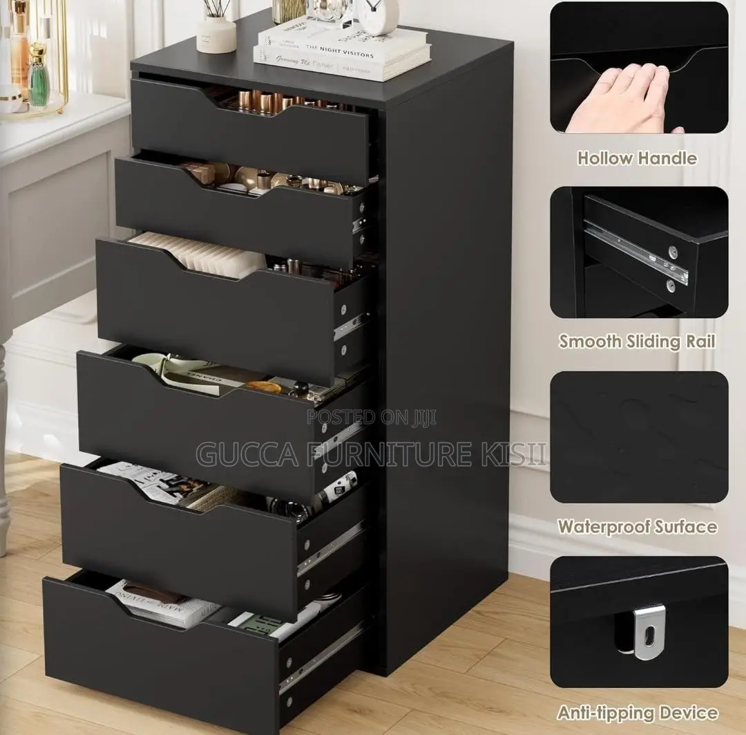Ergonomic Standing Mirror With Castors