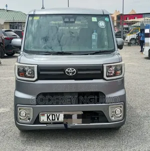 Toyota Pixis Mega 2018 Gray