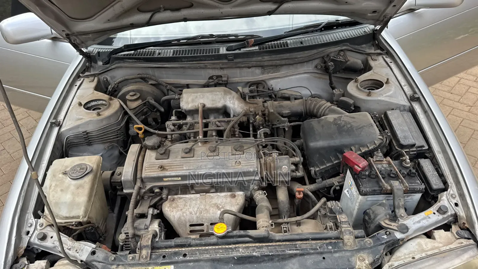 Toyota Corona 1998 Silver