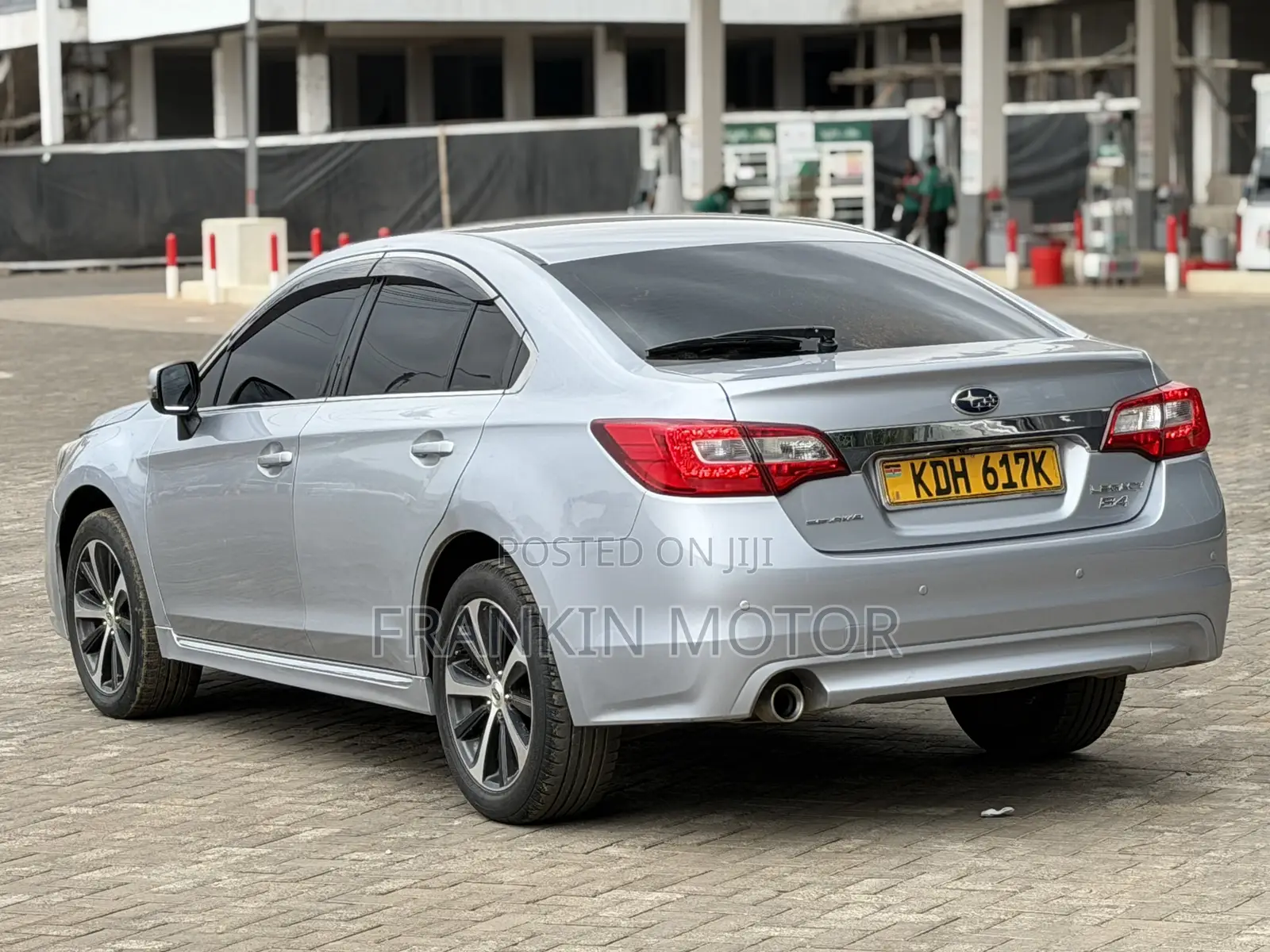 Subaru Legacy 2.5i Limited 4dr Sedan AWD (2.5L 4cyl CVT) 2015 Silver