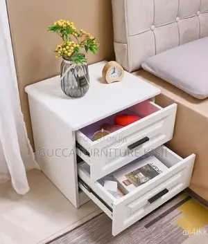3 Drawer Modern Bedside Storage Cabinet (White).