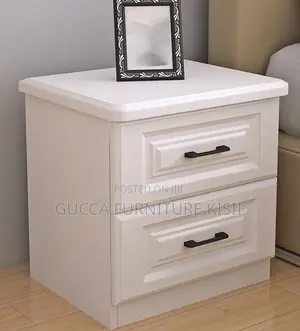 3 Drawer Modern Bedside Storage Cabinet (White).
