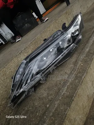 Harrier 48 147 Headlight