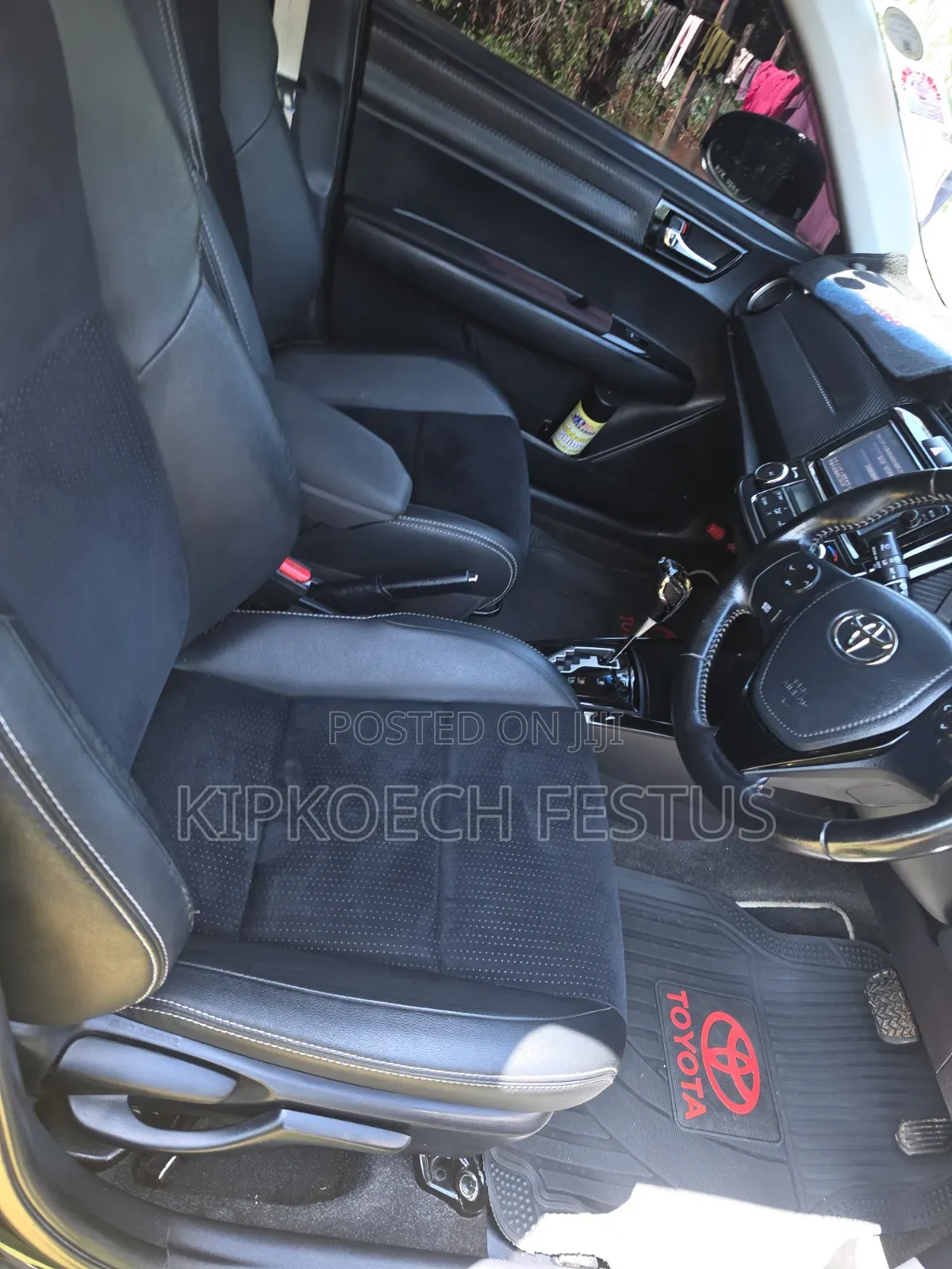 Toyota Corolla Fielder 1.5 Hybrid FWD 2015 Black
