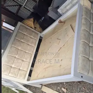 4x6 Mocket Bed (Used 3 Months)
