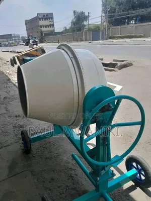 Heavy-Duty Windsor 400L Concrete Mixer – 7HP Diesel Engine