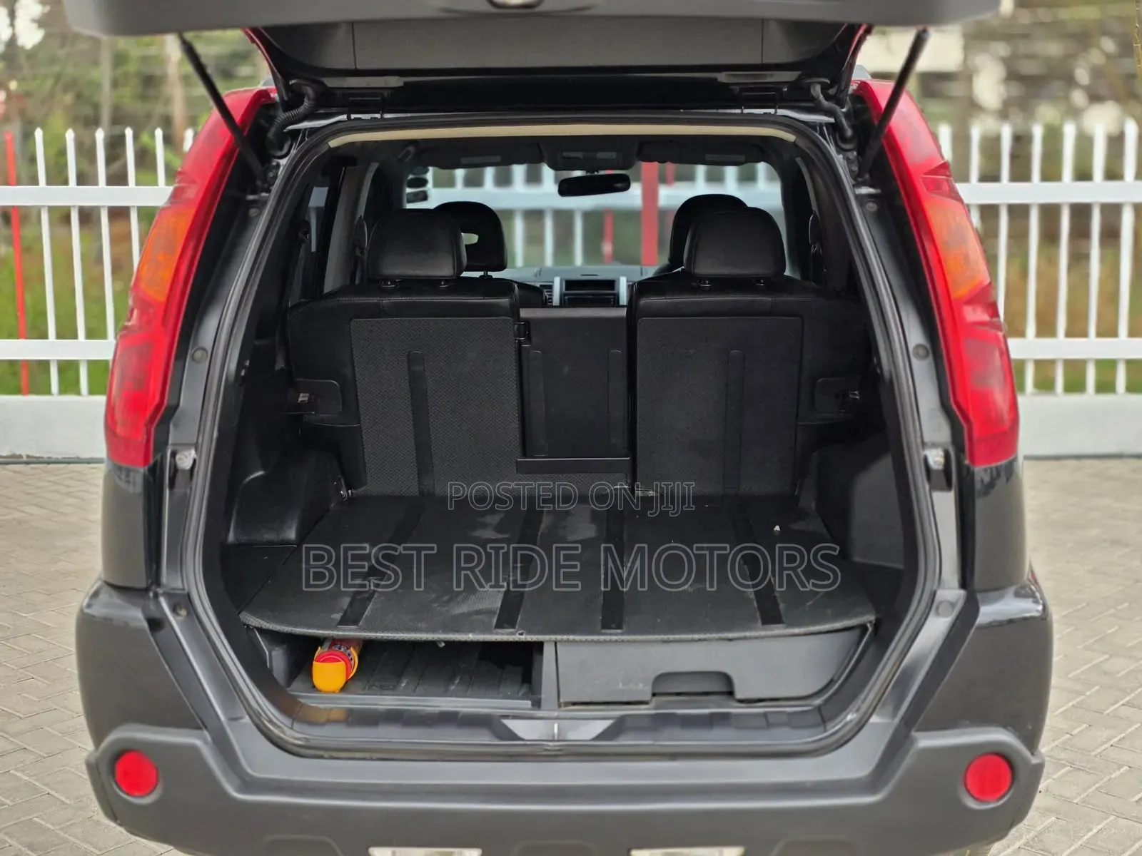 Nissan X-Trail 2.0 Petrol XE 2009 Black