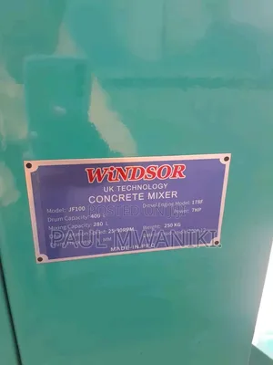 Heavy-Duty Windsor 400L Concrete Mixer – 7HP Diesel Engine