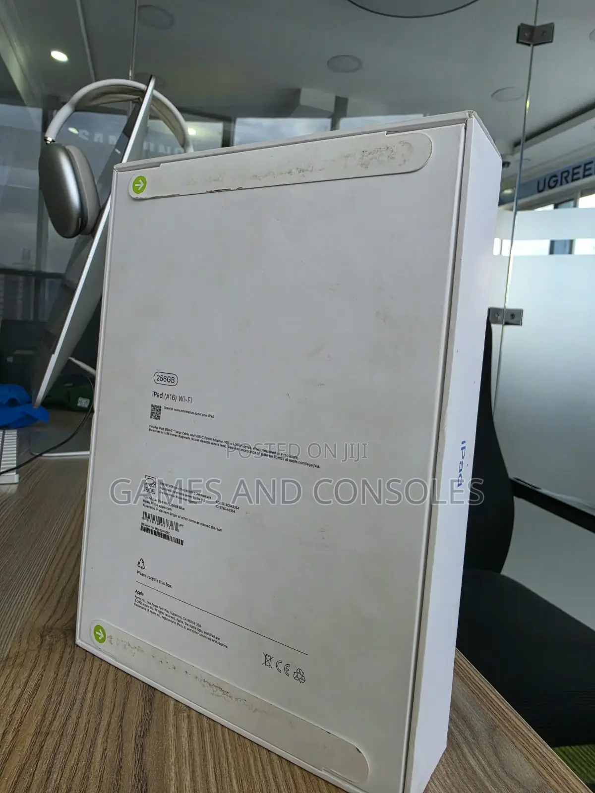New Apple iPad (2025) 256 GB