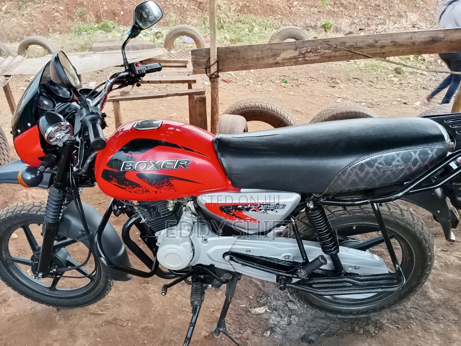 Bajaj Boxer 150 UG 2025 Red