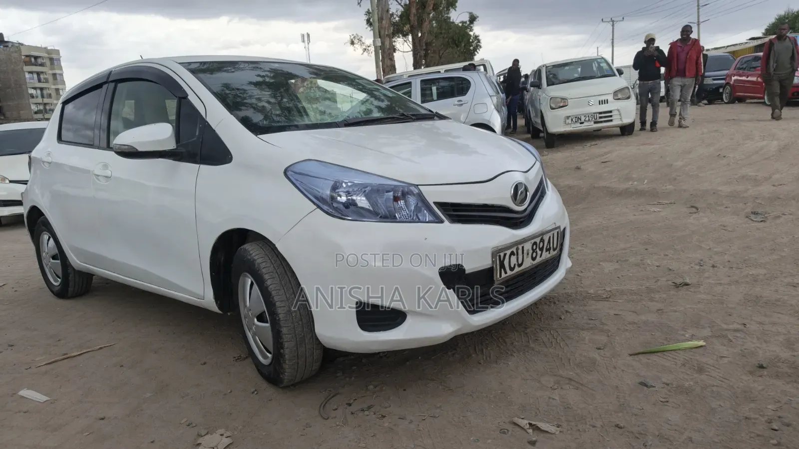 Toyota Vitz 2012 White