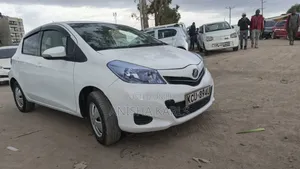 Toyota Vitz 2012 White