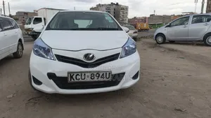 Toyota Vitz 2012 White