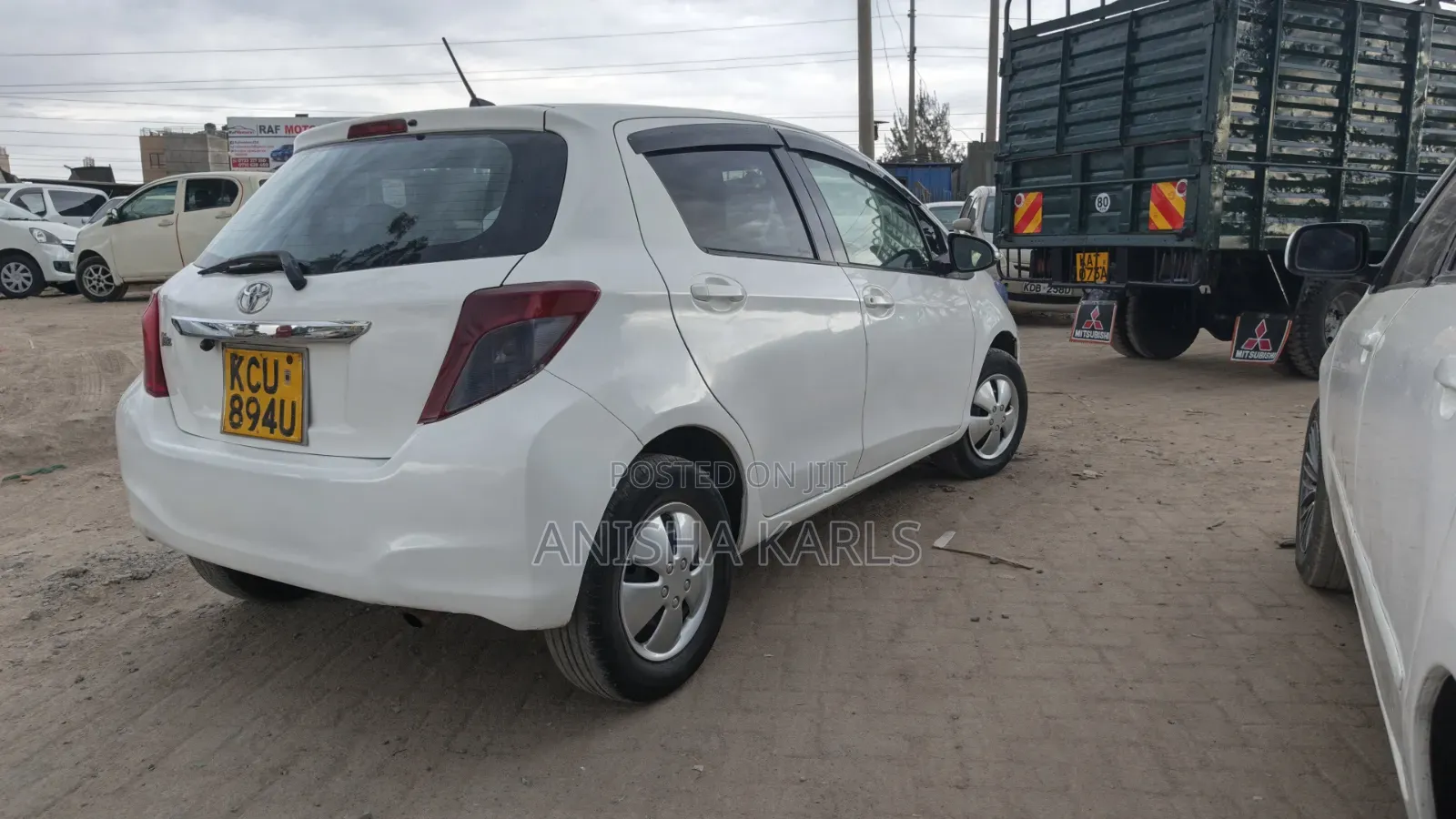Toyota Vitz 2012 White