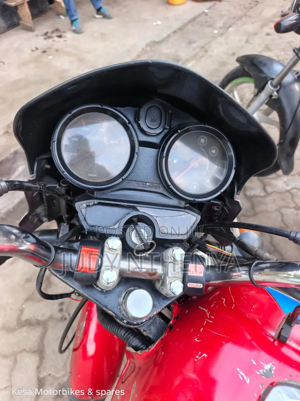 Bajaj Boxer 150 UG 2021 Red