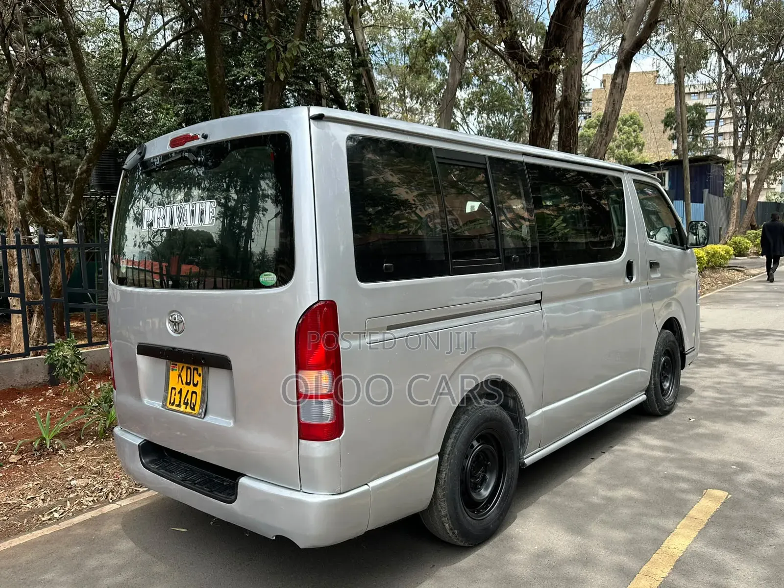Toyota HiAce 2014 Silver