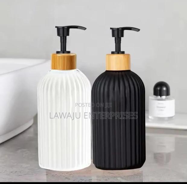 Lotion Dispenser - main view