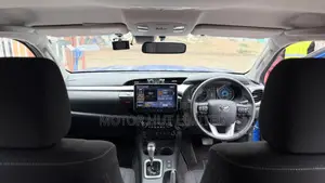Toyota Hilux Revo Double Cab Deisel 2.4 AWD 2020 Blue