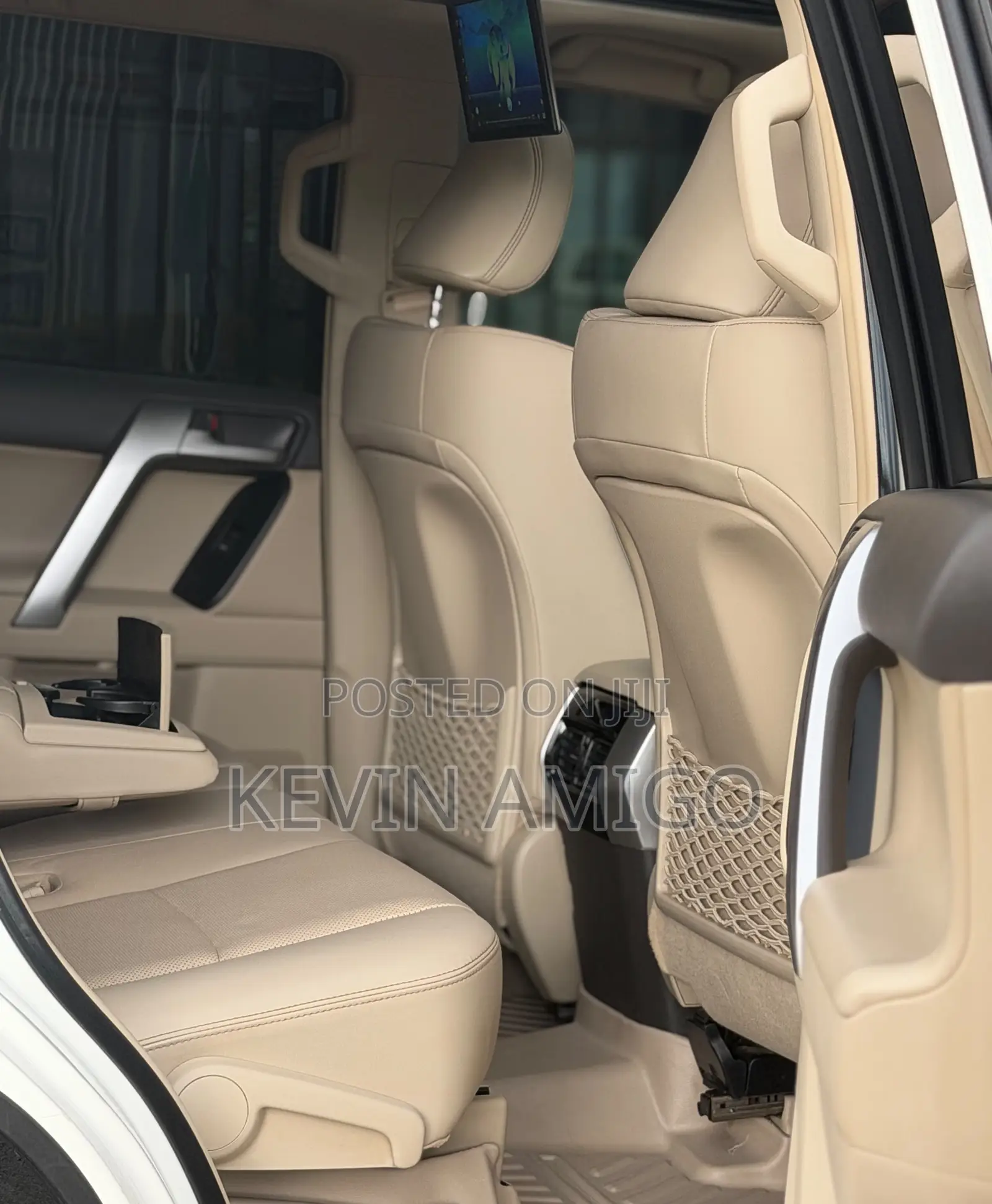 Toyota Land Cruiser Prado 2.8 2023 White