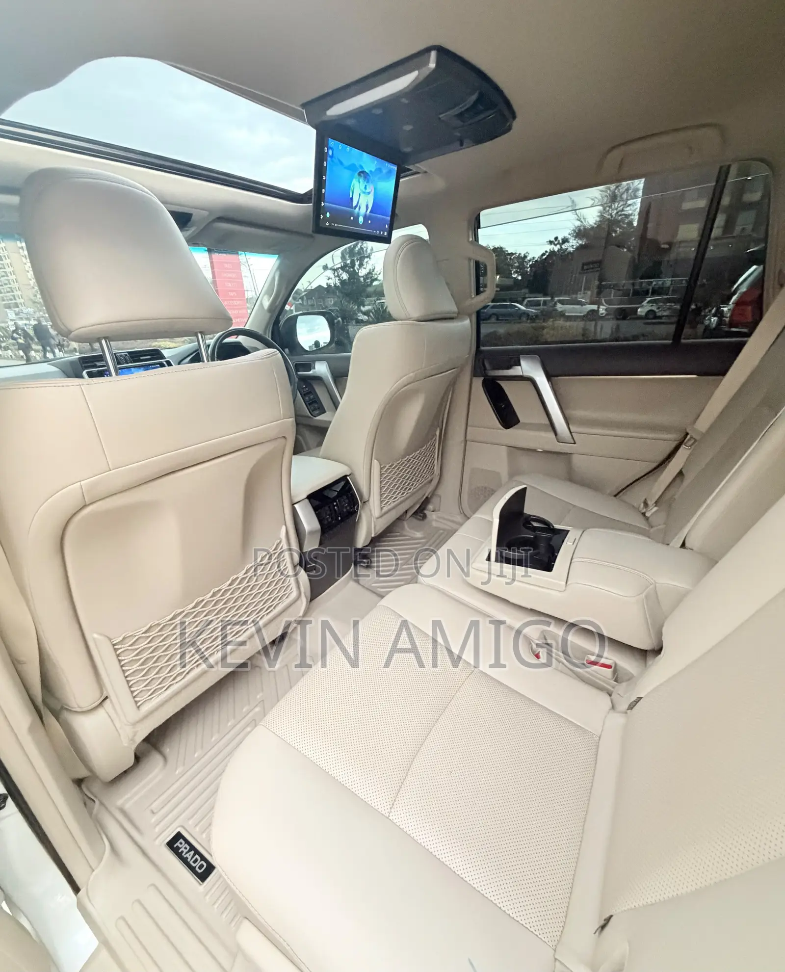 Toyota Land Cruiser Prado 2.8 2023 White
