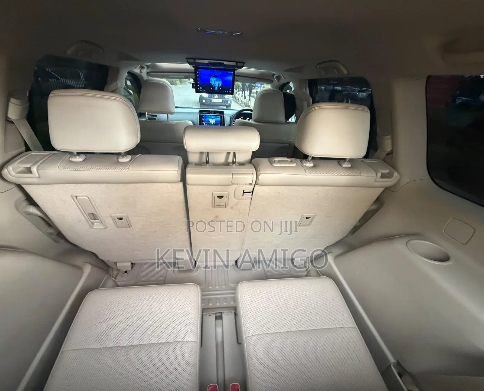 Toyota Land Cruiser Prado 2.8 2023 White