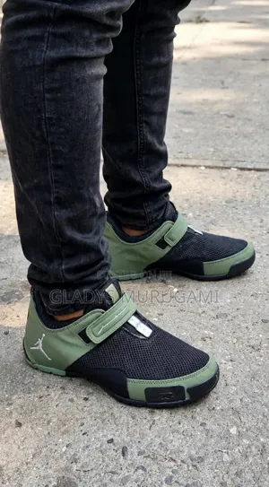 Jordan LX2(23) Green Size 40 _____44