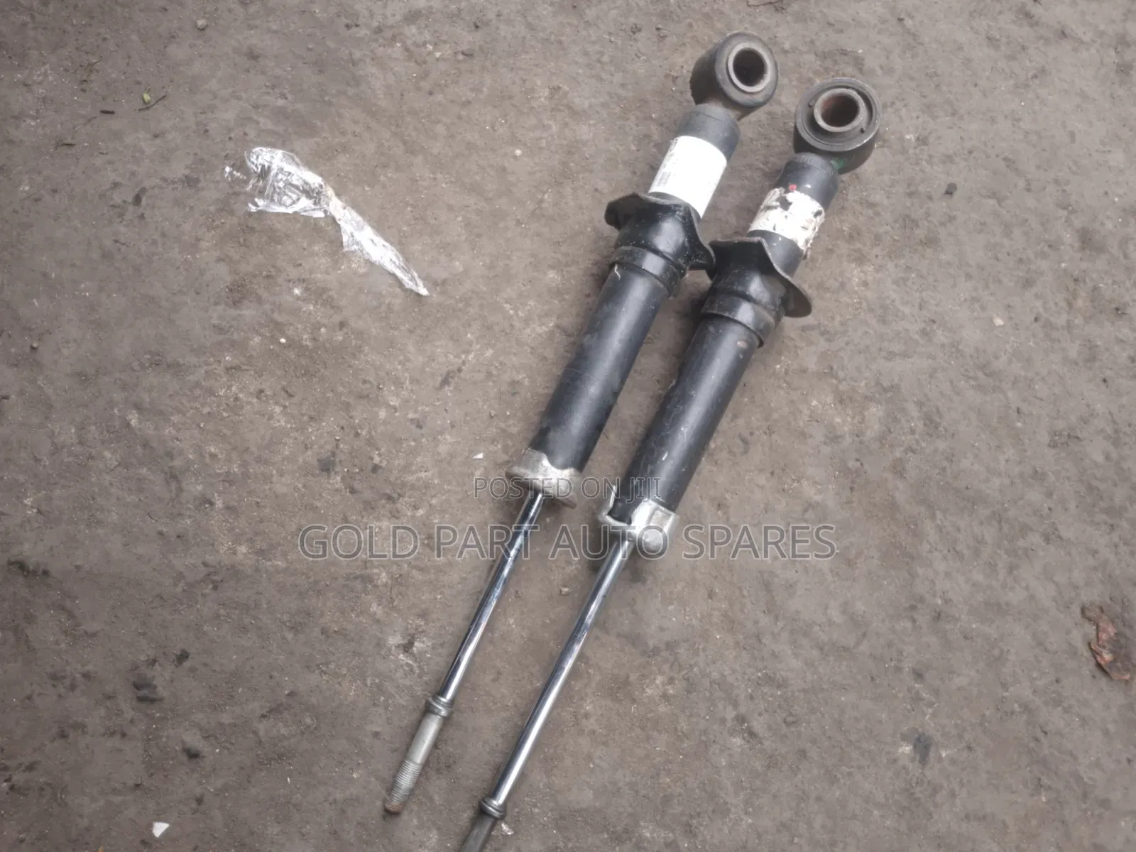 E Japan Rear Shock Absorbers for Toyota Filder