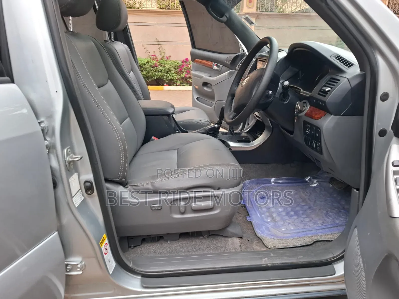 Toyota Land Cruiser Prado 3.0 D-4D 5dr 2005 Silver