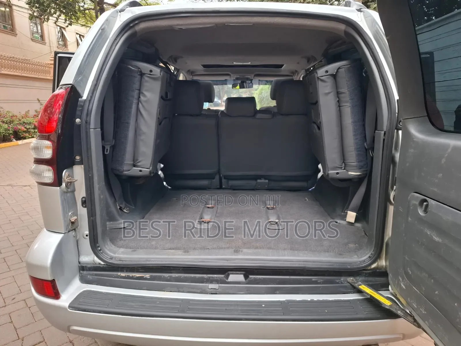 Toyota Land Cruiser Prado 3.0 D-4D 5dr 2005 Silver