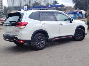 Subaru Forester Touring AWD 2019 White