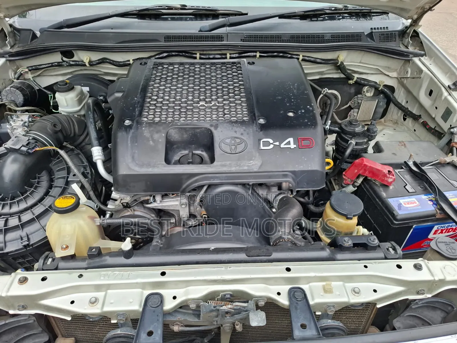 Toyota Hilux 2010 Silver