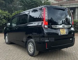 Toyota Noah 2016 Black