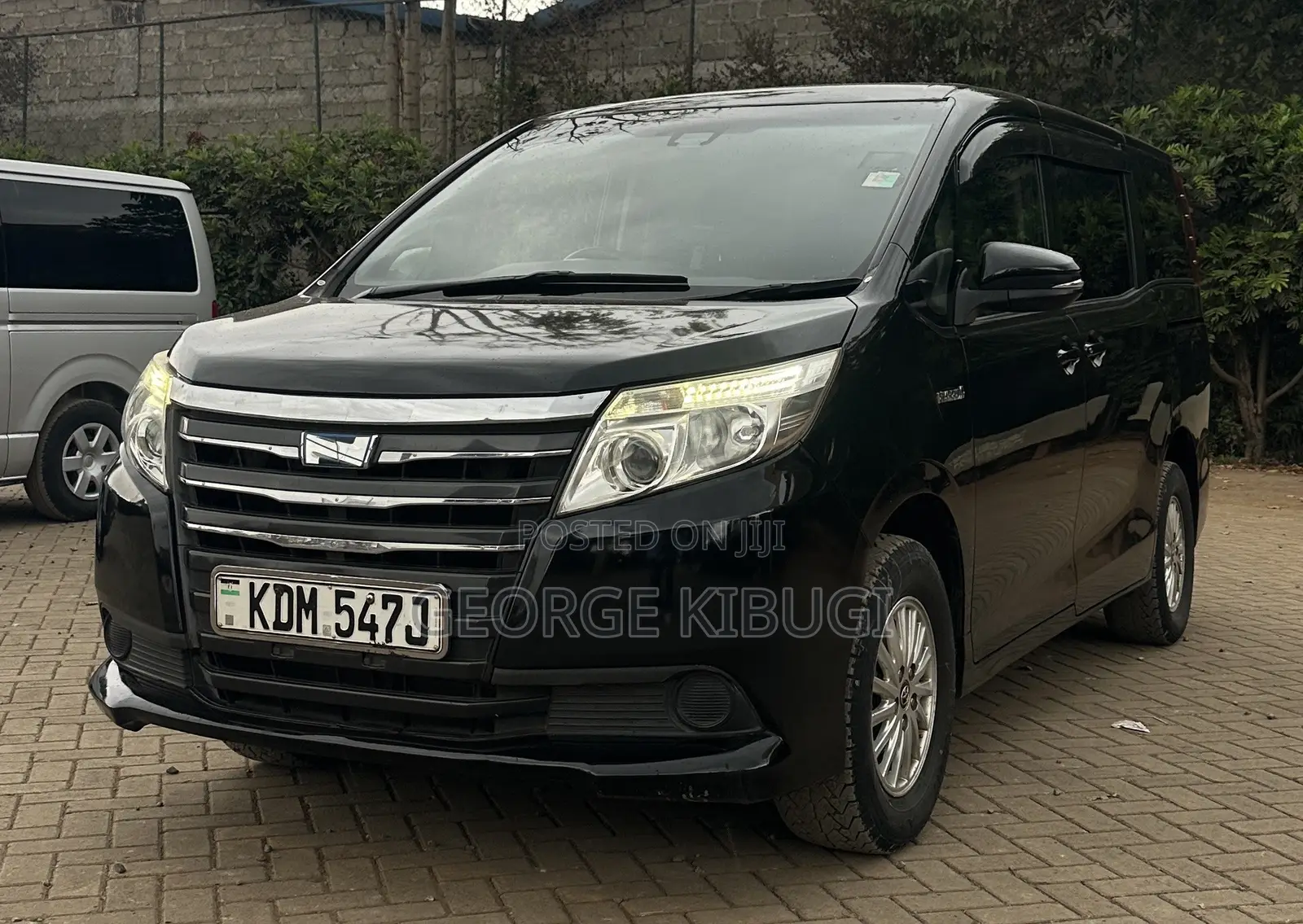 Toyota Noah 2016 Black