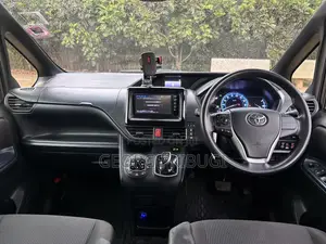 Toyota Noah 2016 Black