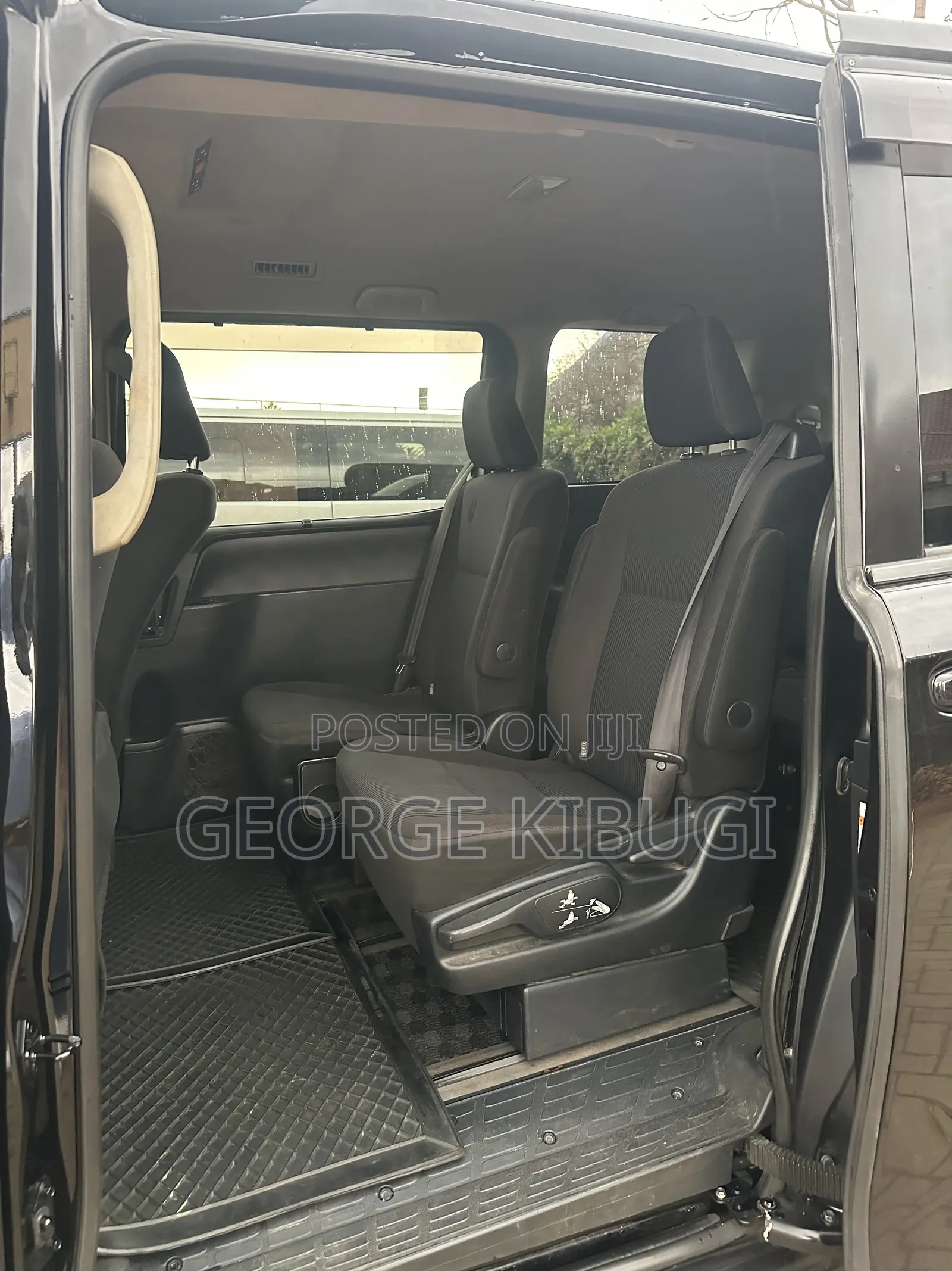 Toyota Noah 2016 Black