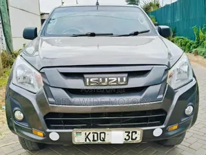 Isuzu D-MAX 2023 Gray