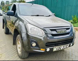 Isuzu D-MAX 2023 Gray