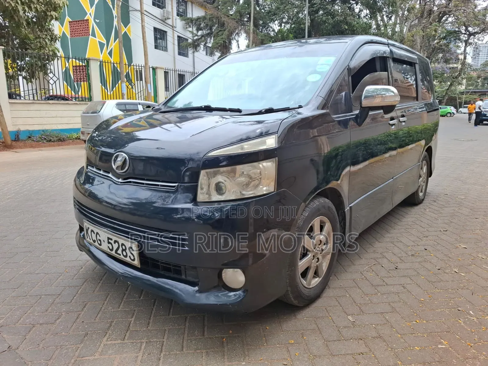 Toyota Voxy 2010 Black