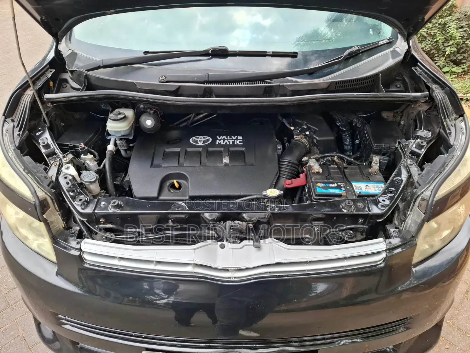 Toyota Voxy 2010 Black