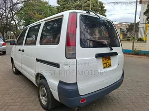 Toyota TownAce 2005 White