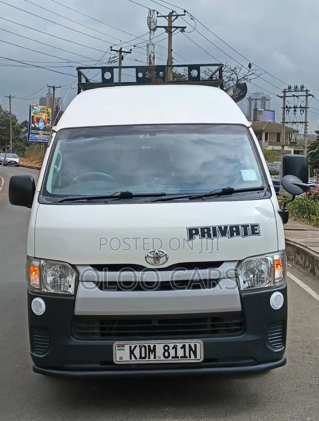 Toyota HiAce 2016 White