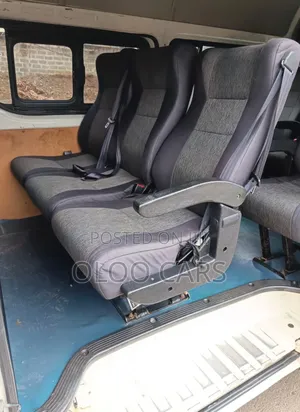 Toyota HiAce 2016 White